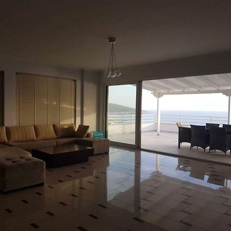 Sea Front Penthouse Appartement Sarandë Buitenkant foto