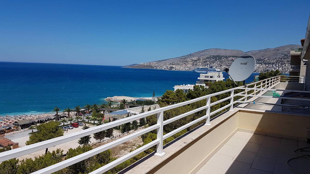 Sea Front Penthouse Appartement Sarandë Buitenkant foto
